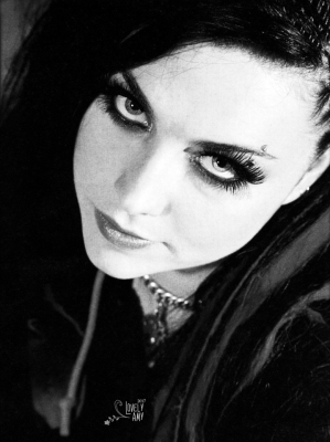 Keywords: Fallen,amy lee,amy photos,amy pic,going under,bring me to life,my immortal