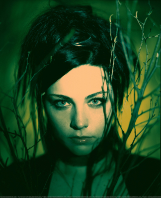 Keywords: Fallen,amy lee,amy photos,amy pic,going under,bring me to life,my immortal