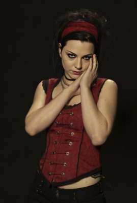 Keywords: Fallen,amy lee,amy photos,amy pic,going under,bring me to life,my immortal