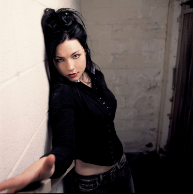 Keywords: Fallen,amy lee,amy photos,amy pic,going under,bring me to life,my immortal