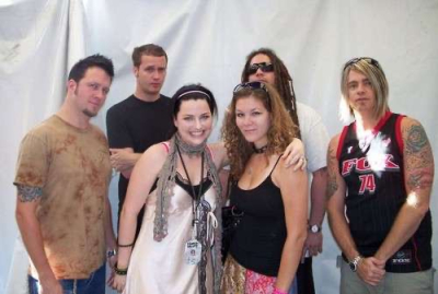 Click to view full size image
==============
evanescence-fan-evanescence-27303265-500-337.jpg evanescence-fan-evanescence-27303265-500-337.jpg