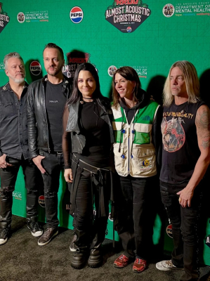 Keywords: KROQ Almost Acoustic Christmas,Almost Acoustic Christmas,KROQ AAC,Amy Lee,Evanescence,Amy Lee live,Evanescence live,Evanescence concert,Amy Lee acoustic,Evanescence acoustic,KROQ Christmas concert,KROQ live performance,Evanescence KROQ,Amy Le