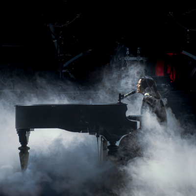 Click to view full size image
==============
Keywords: Ottawa,Ontario,Canadian Tire Centre,amy lee,amy photos,amy pic,evanescence,evanescence pics,concert,live Keywords: Ottawa,Ontario,Canadian Tire Centre,amy lee,amy photos,amy pic,evanescence,evanescence pics,concert,live