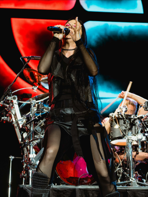 Keywords: amy lee,amy photos,concert,evanescence,Australia