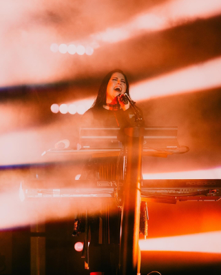 Keywords: amy lee,amy photos,evanescence,aftershock,festival,2024,shows,live