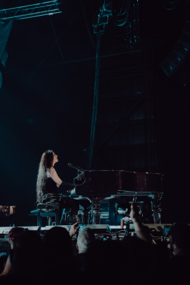Keywords: Amy Lee,Evanescence,Tour,World Tour,Flordia,Like You