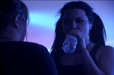 Click to view full size image
==============
amyleefans65881.png amyleefans65881.png