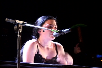 Click to view full size image
==============
amyleefans84451.png amyleefans84451.png