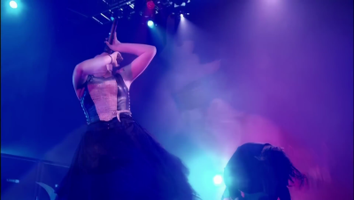 Click to view full size image
==============
amyleefans06901.png amyleefans06901.png