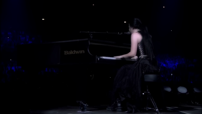 Click to view full size image
==============
amyleefans15511.png amyleefans15511.png