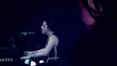 Click to view full size image
==============
amyleefans17551.png amyleefans17551.png