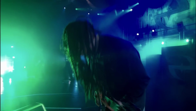Click to view full size image
==============
amyleefans20041.png amyleefans20041.png