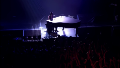 Click to view full size image
==============
amyleefans33301.png amyleefans33301.png