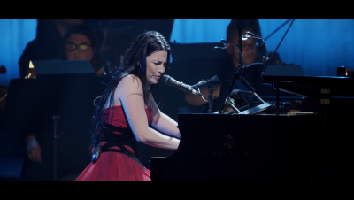 Click to view full size image
==============
amyleefans04171.png amyleefans04171.png