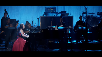 Click to view full size image
==============
amyleefans04411.png amyleefans04411.png