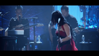 Click to view full size image
==============
amyleefans05041.png amyleefans05041.png
