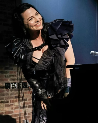 Click to view full size image
==============
Keywords: AMC,amy lee,amy photos,amy pic,evanescence Keywords: AMC,amy lee,amy photos,amy pic,evanescence