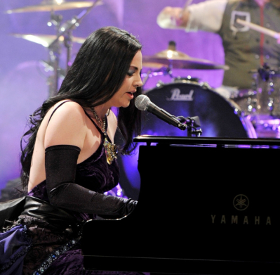 Click to view full size image
==============
Keywords: amy photos,amy lee,amy pic,evanescence,evanescence pics,jay leno Keywords: amy photos,amy lee,amy pic,evanescence,evanescence pics,jay leno