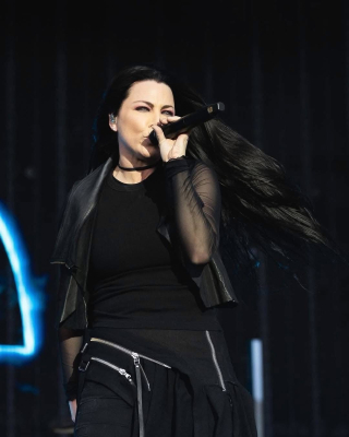 Keywords: Evanescence,Amy Lee,Who Will You Follow,Sanctuary,Sick New World,Sick New World 2026,Las Vegas,live debut,Evanescence live,rock music,alternative rock,metal,concert,new music,band update